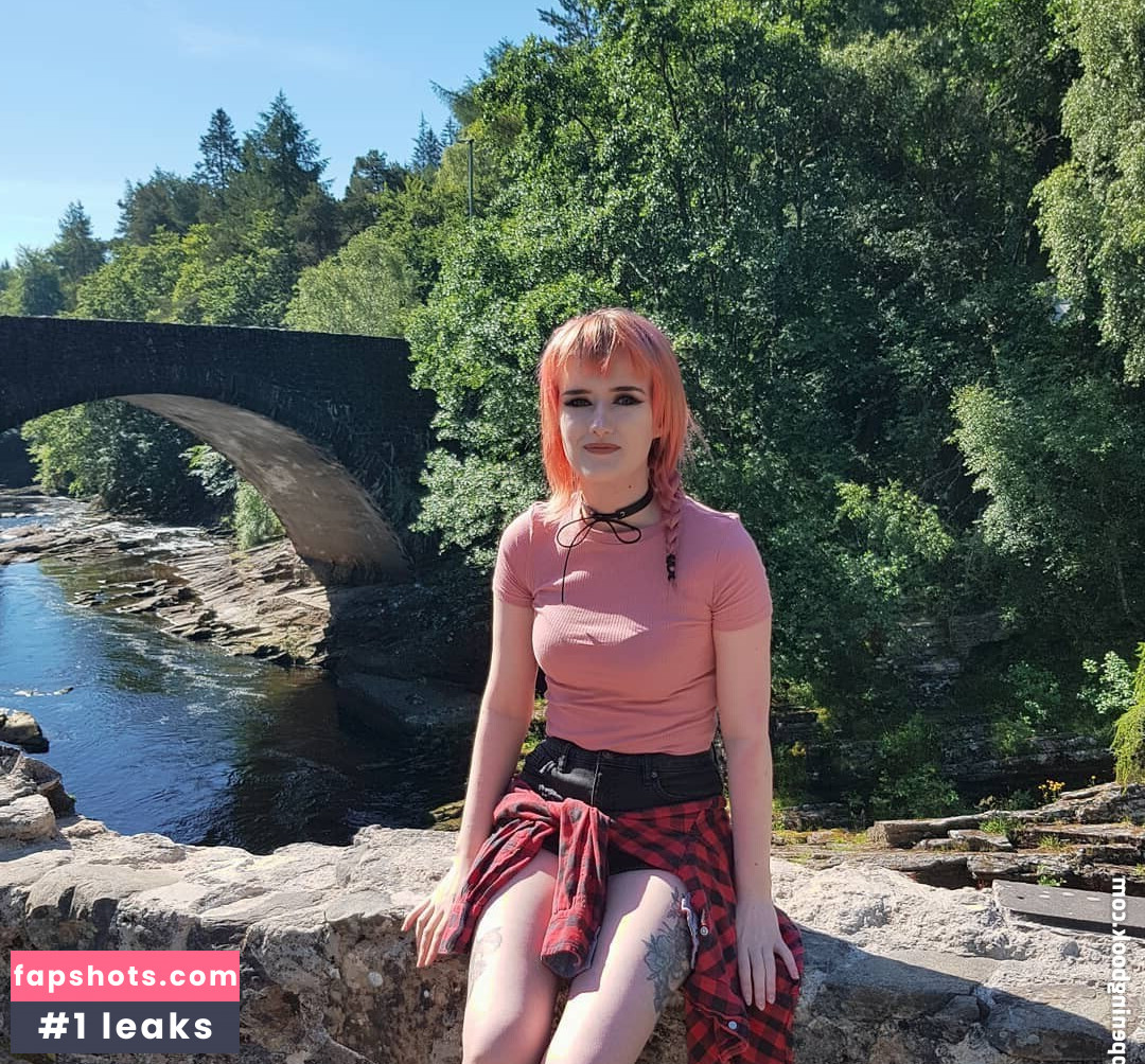 Ashi gallery photo #8