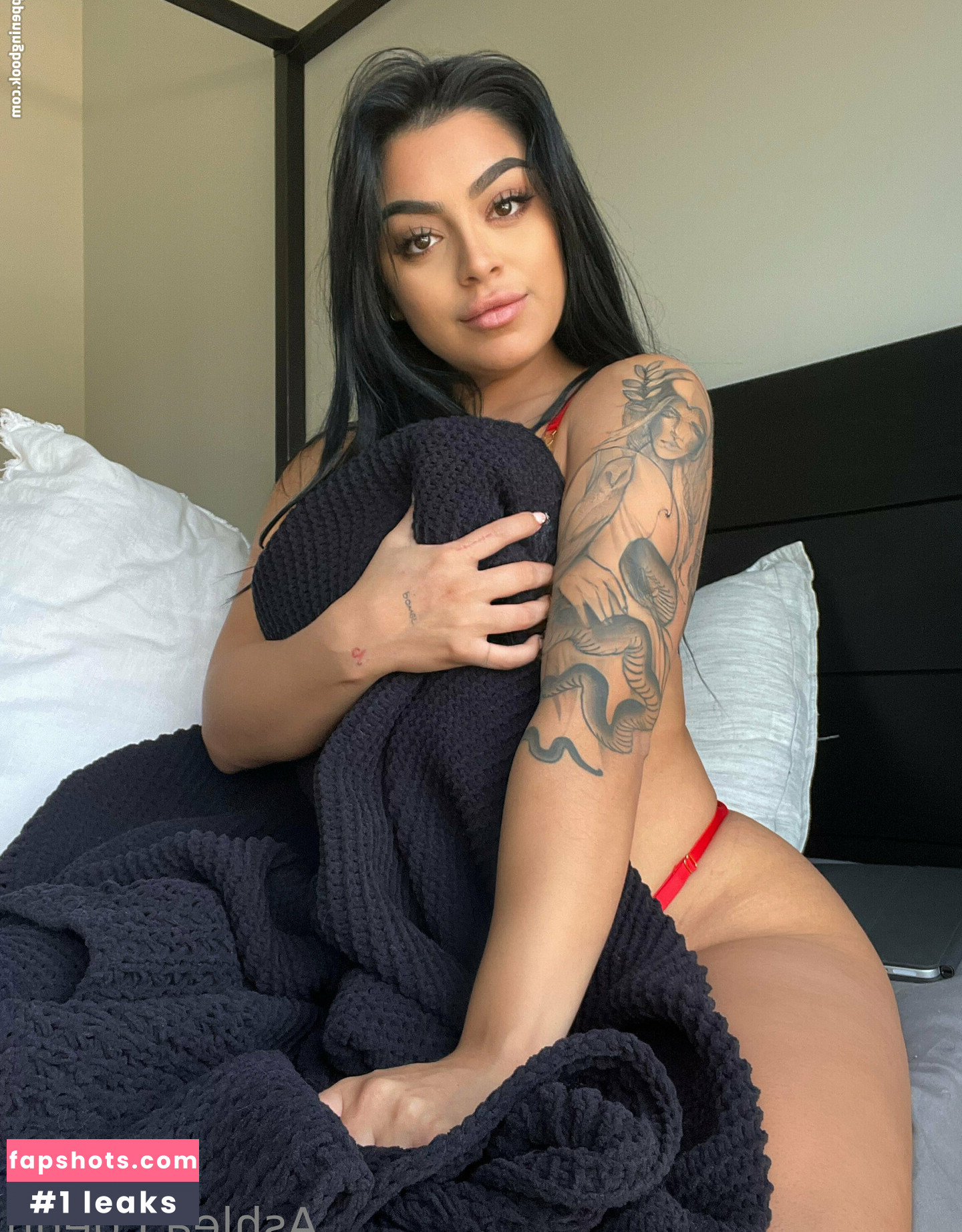 ashleasoffline gallery photo #9