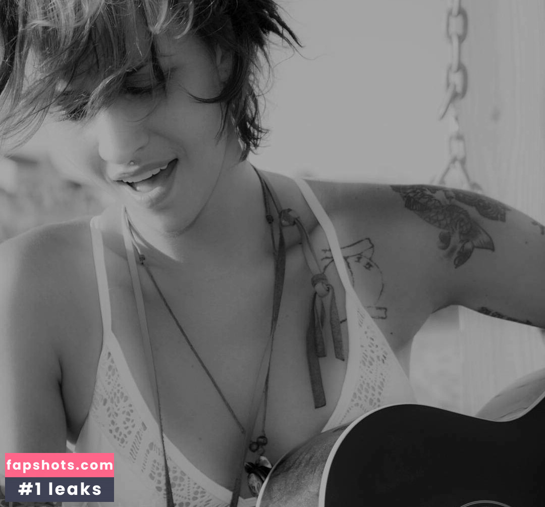 Ashlee Nova gallery photo #108