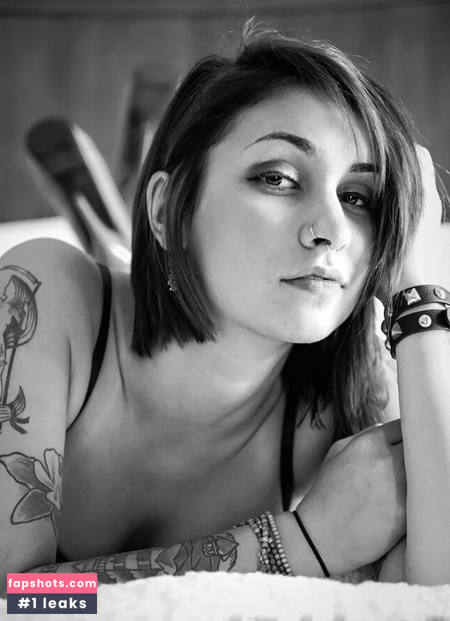 Ashlee Nova gallery photo #109