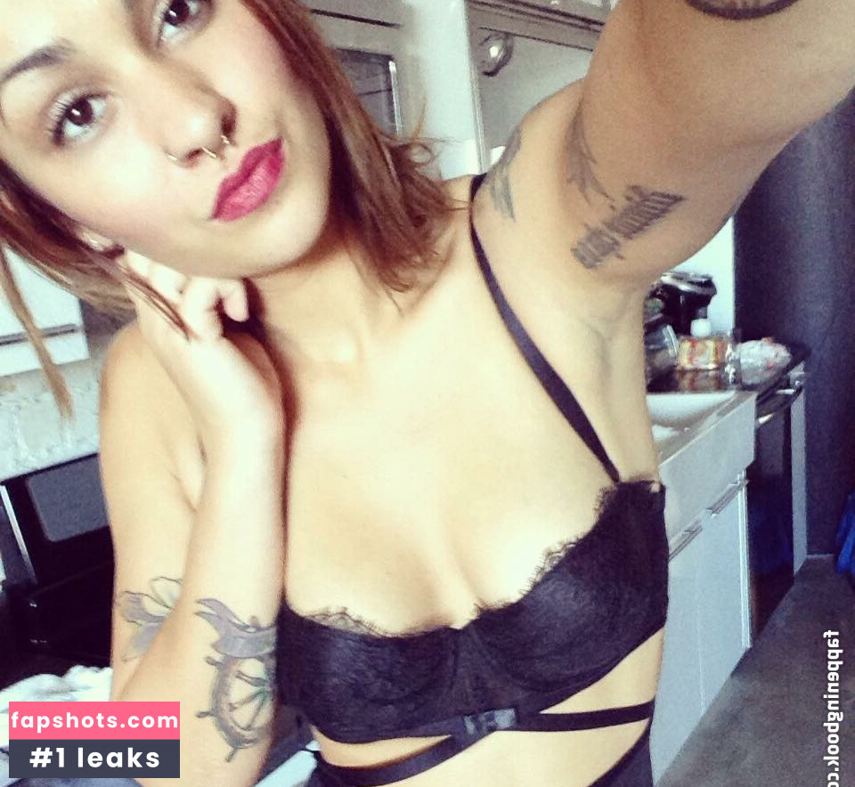 Ashlee Nova gallery photo #59