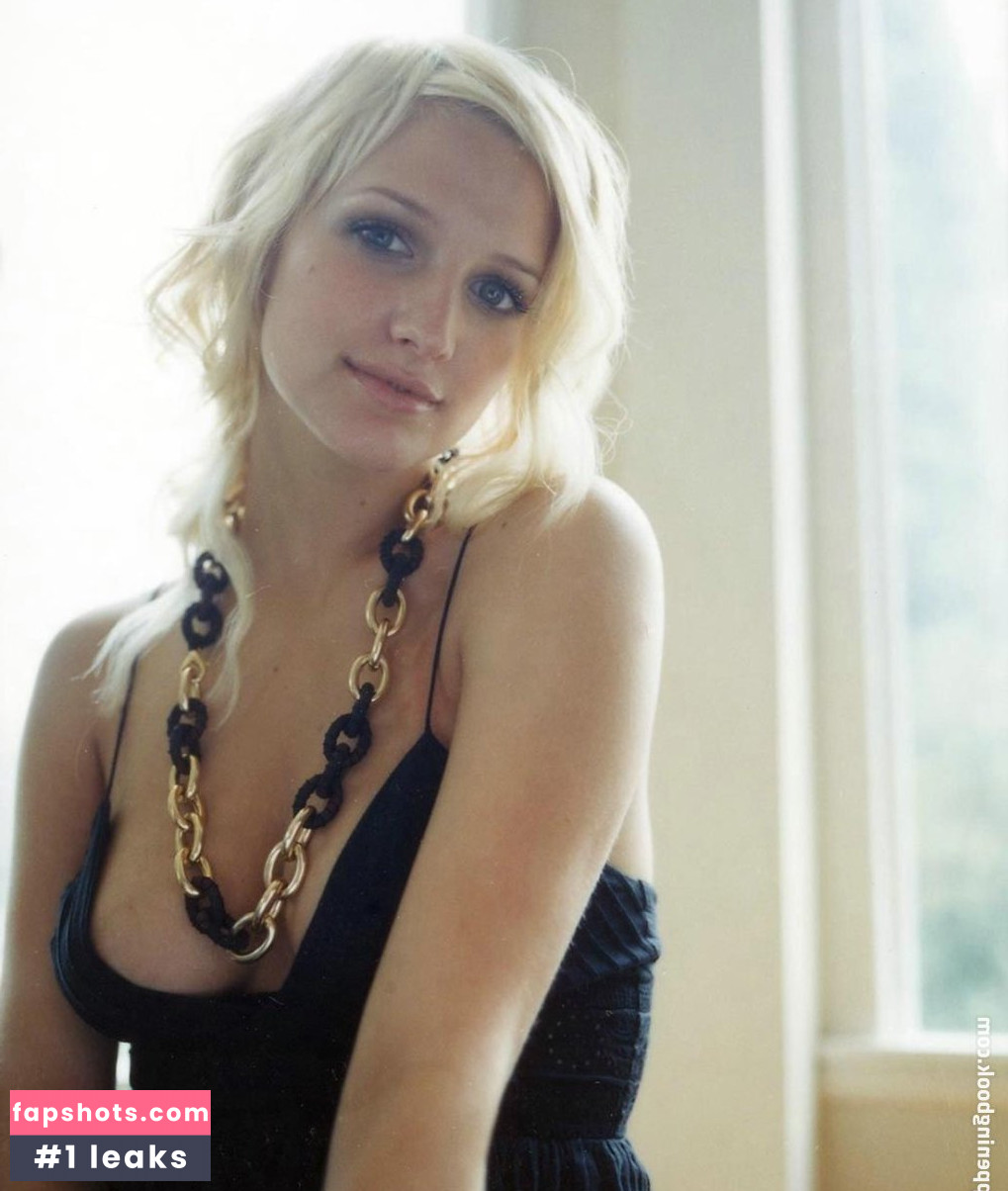 Ashlee Simpson Nahé úniky fotek pouze od fanoušků #20 - Fapshots