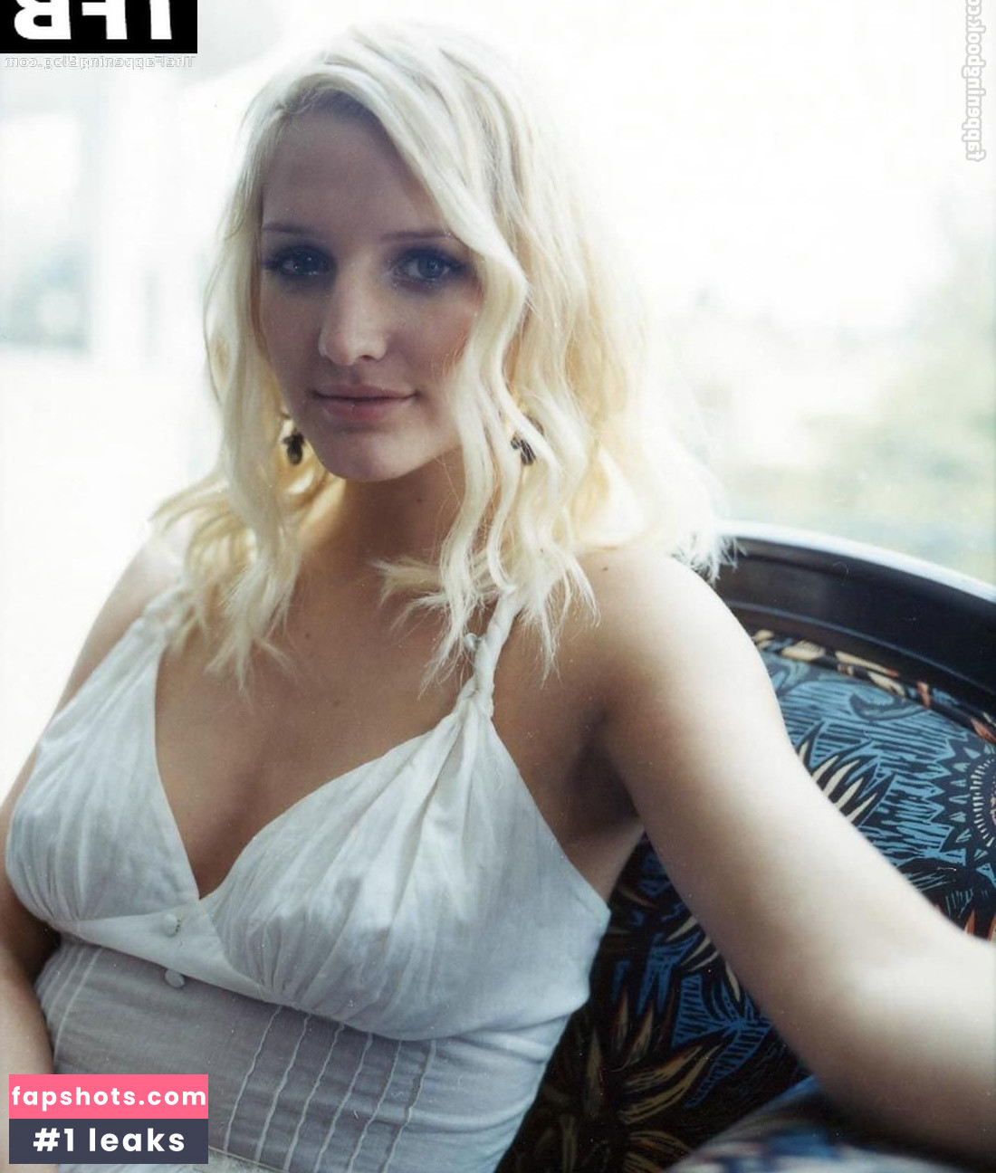 Ashlee Simpson Ross gallery photo #14