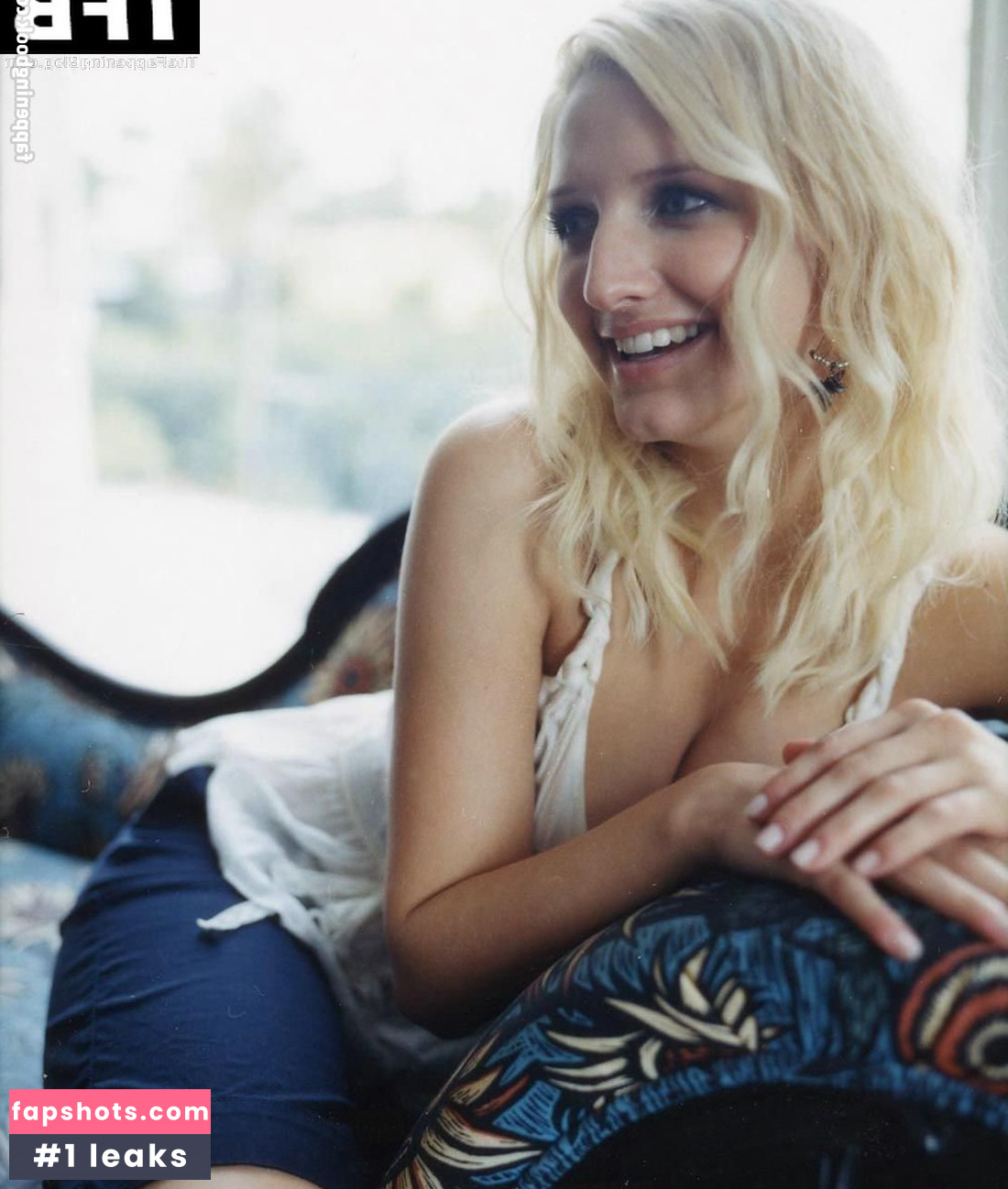Ashlee Simpson Ross gallery photo #15