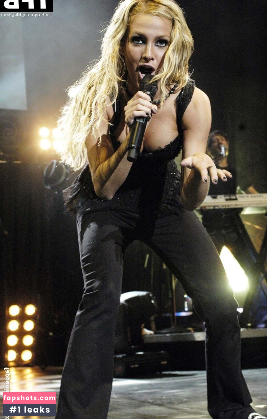 Ashlee Simpson Ross gallery photo #30