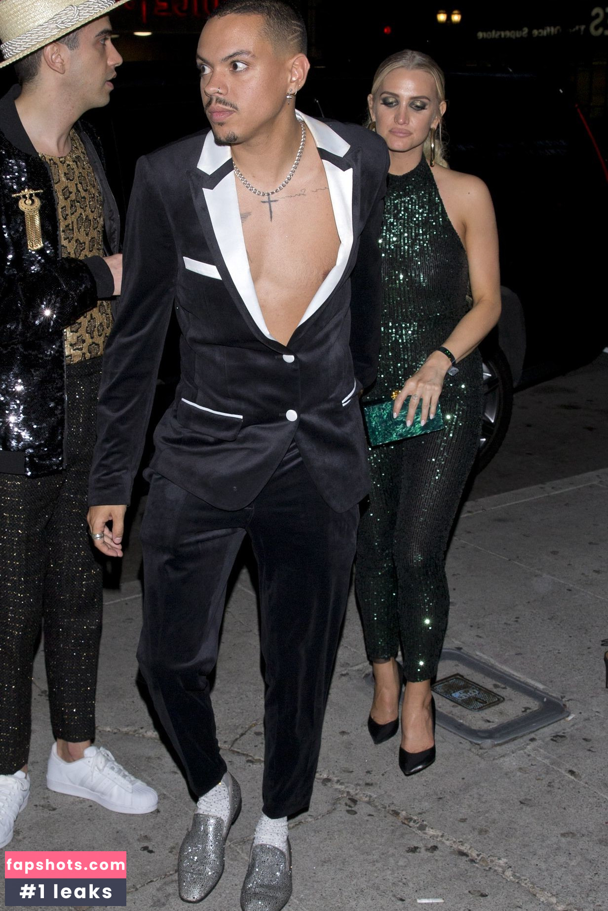 Ashlee Simpson Ross gallery photo #88