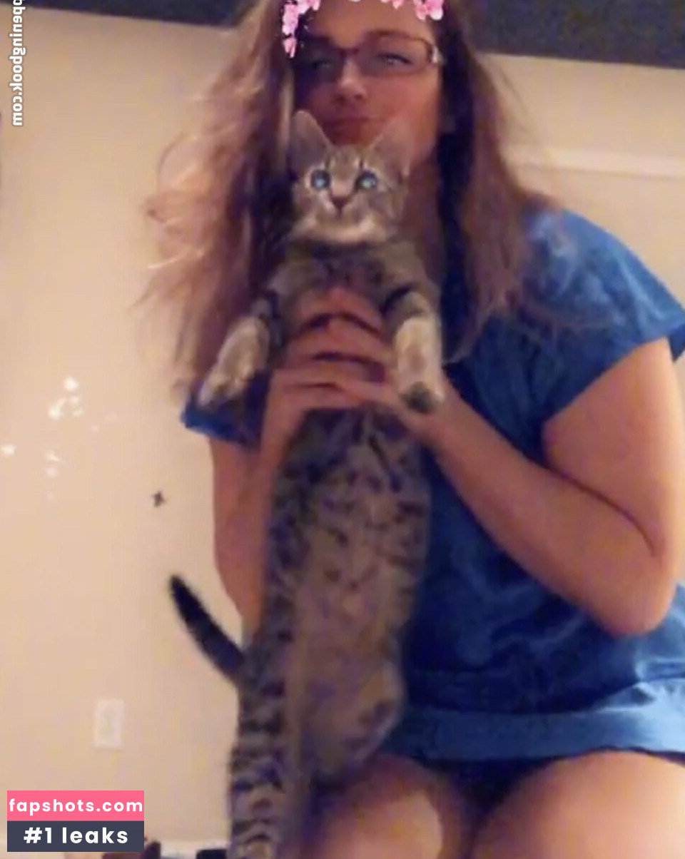 Ashleigh Baker gallery photo #34