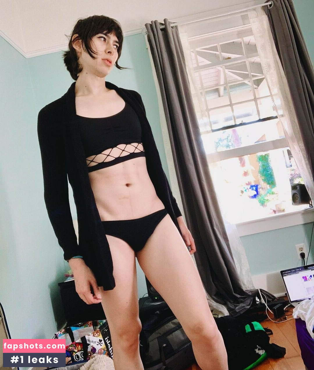 Ashley Adamson gallery photo #12