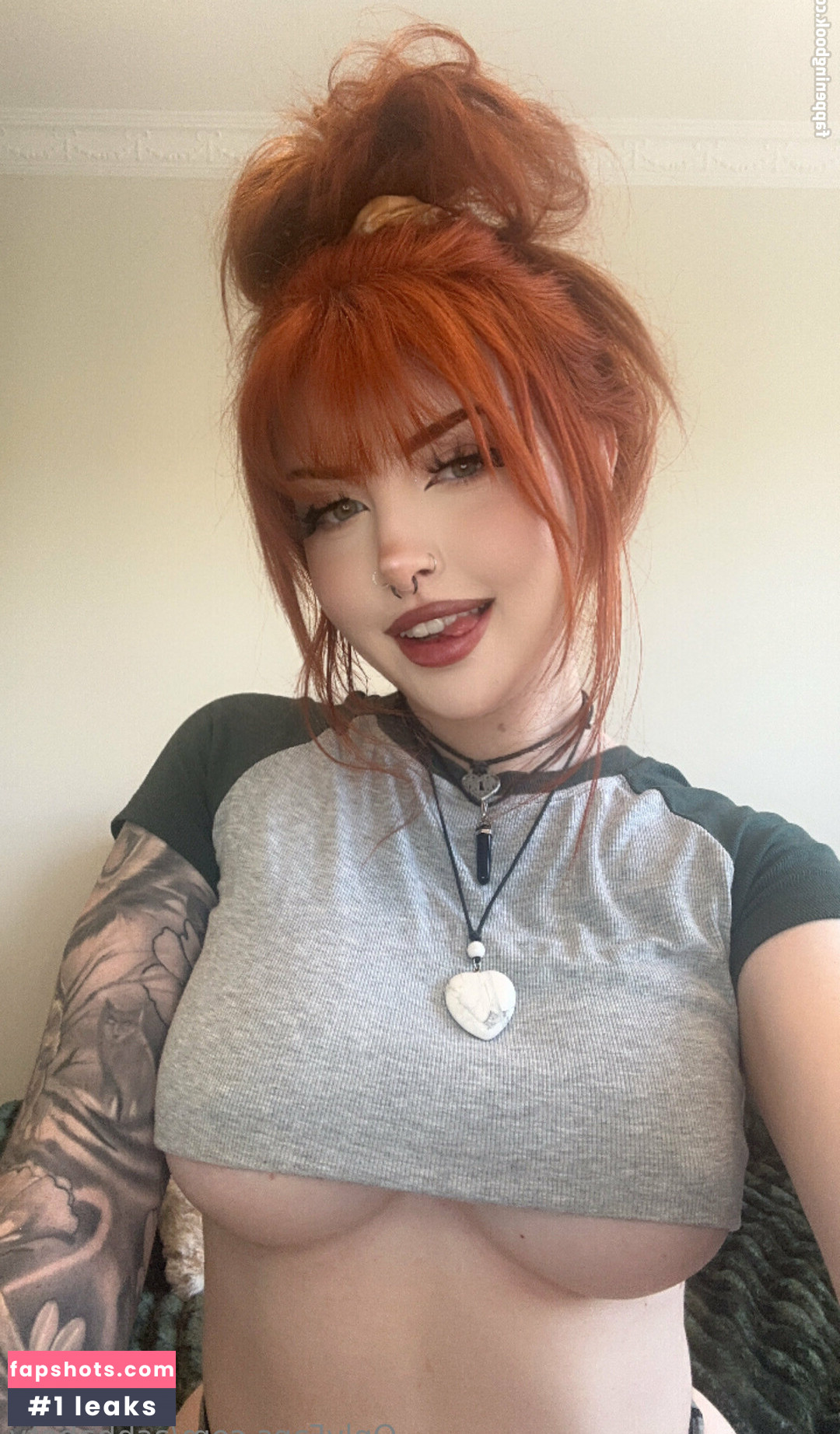 Ashley Banks gallery photo #58