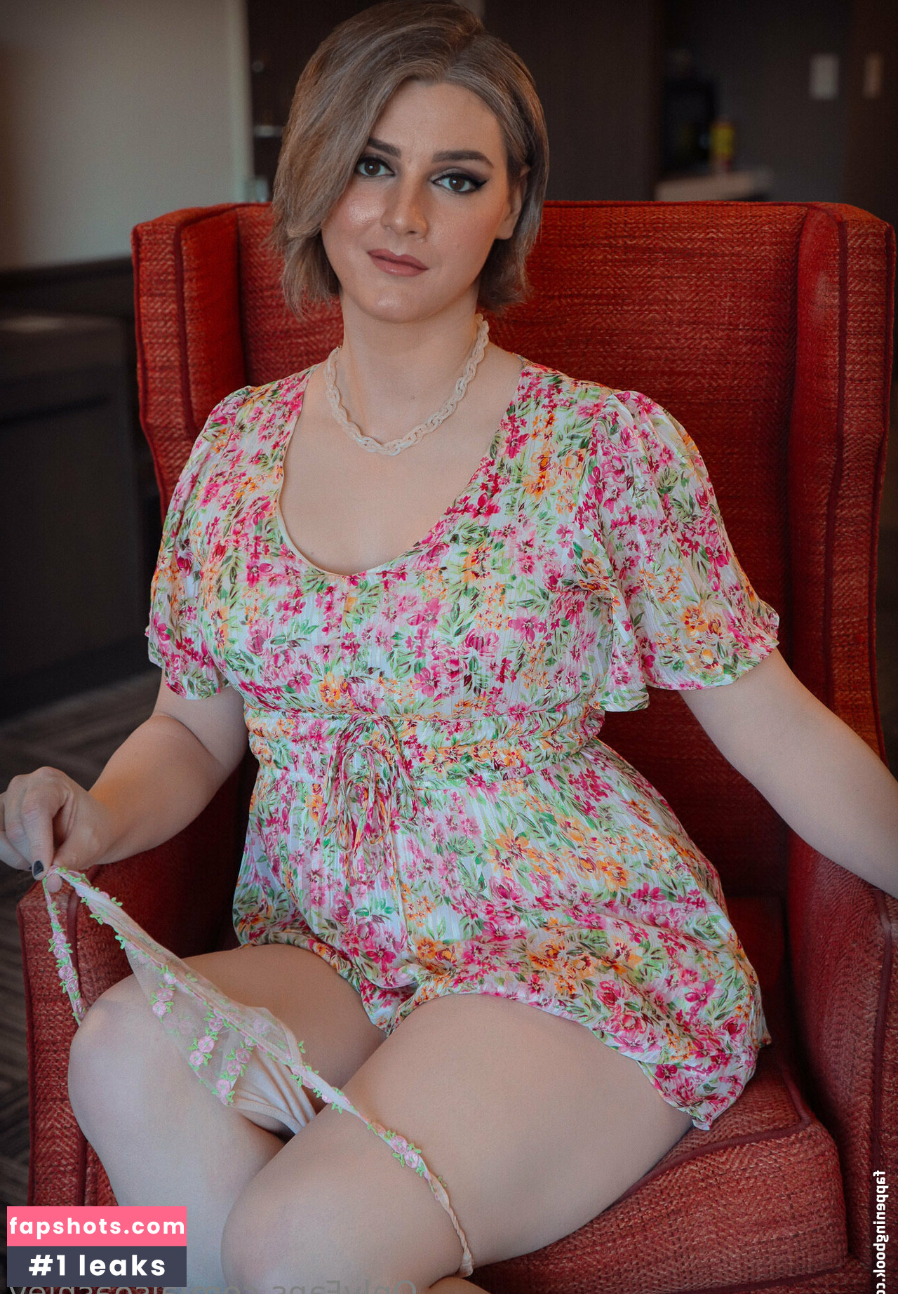 Ashley Barron gallery photo #120