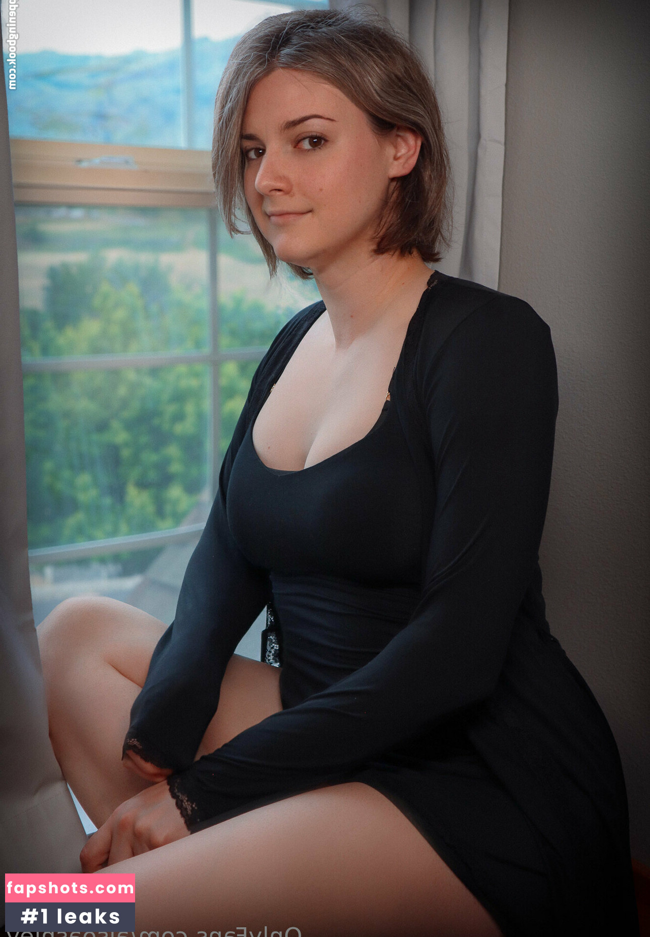 Ashley Barron gallery photo #146