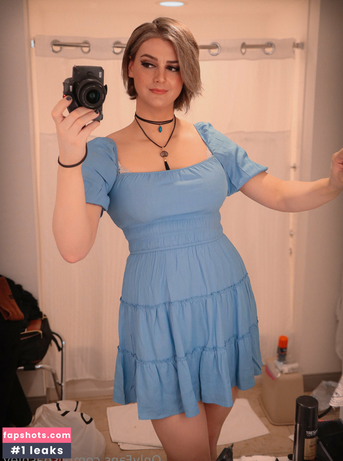 Ashley Barron gallery photo #209