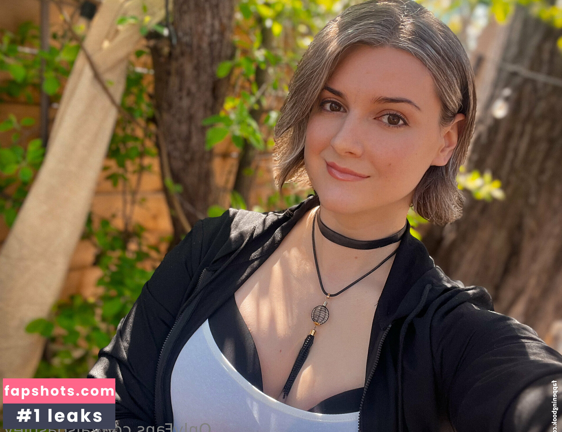 Ashley Barron gallery photo #216