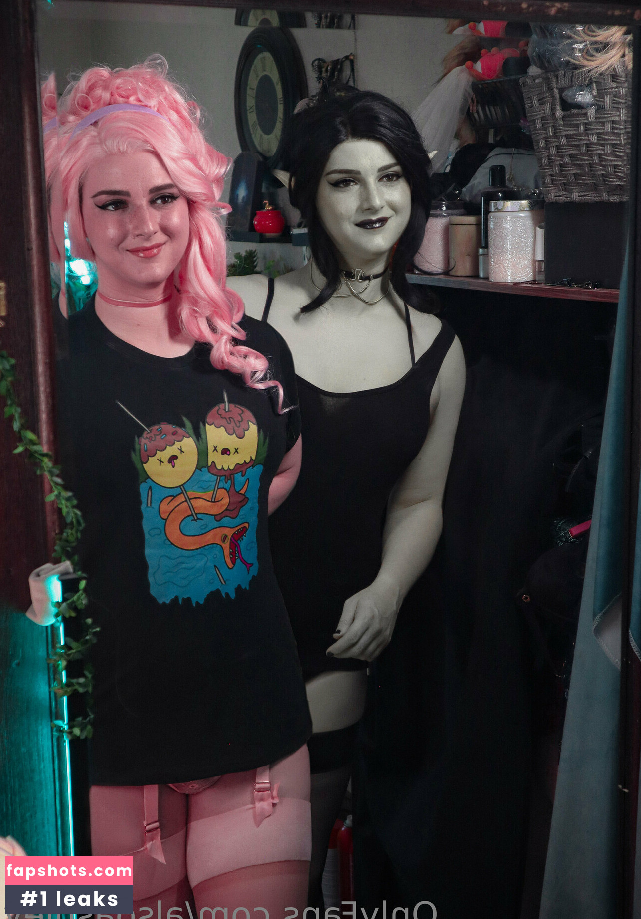 Ashley Barron gallery photo #266