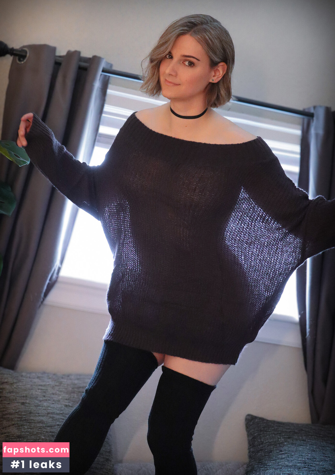 Ashley Barron gallery photo #30