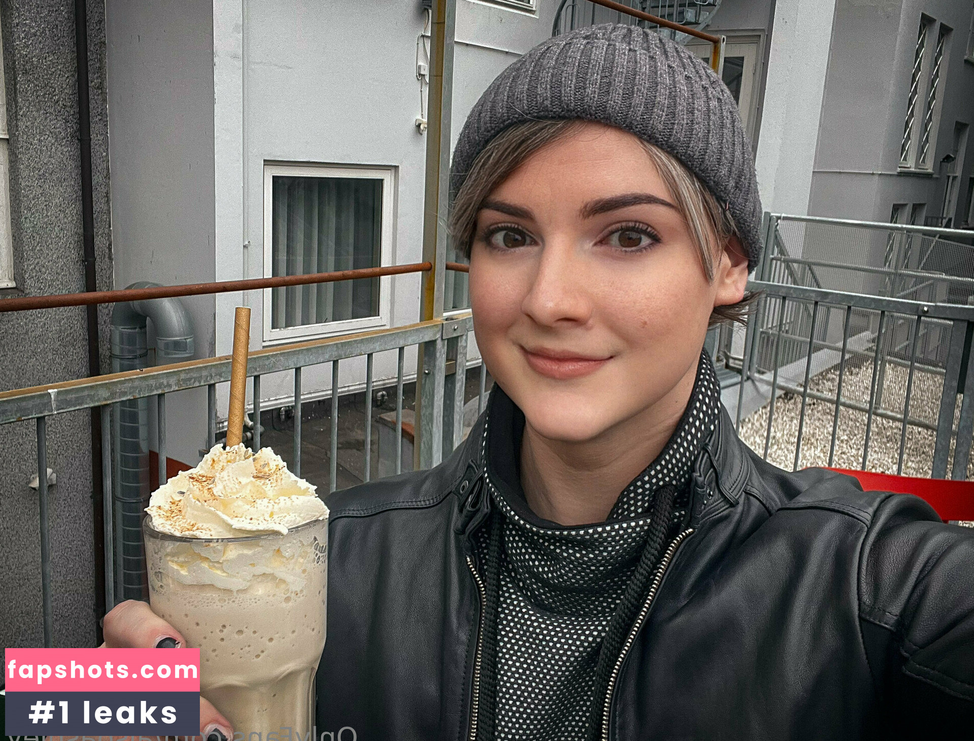 Ashley Barron gallery photo #297