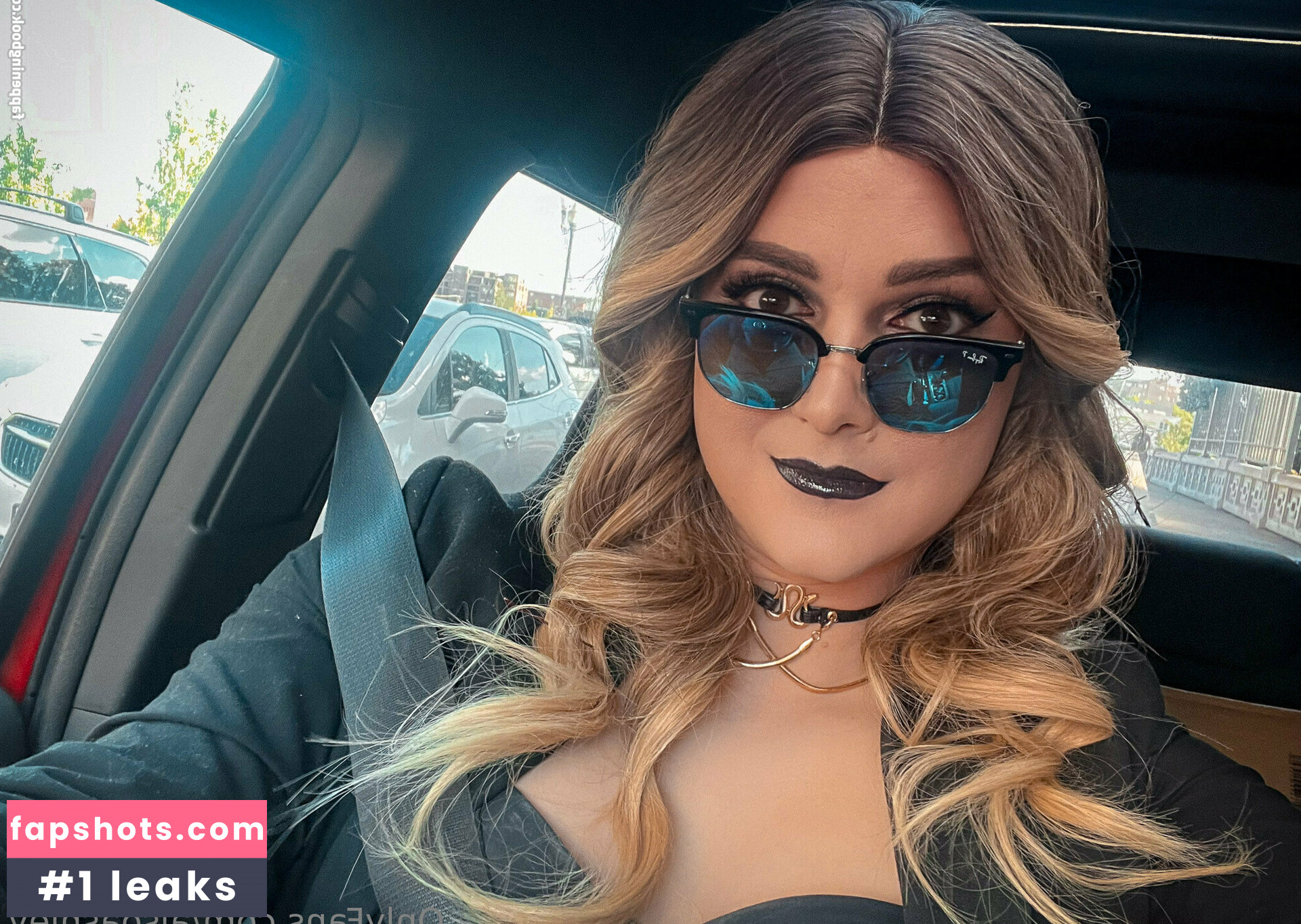 Ashley Barron gallery photo #339