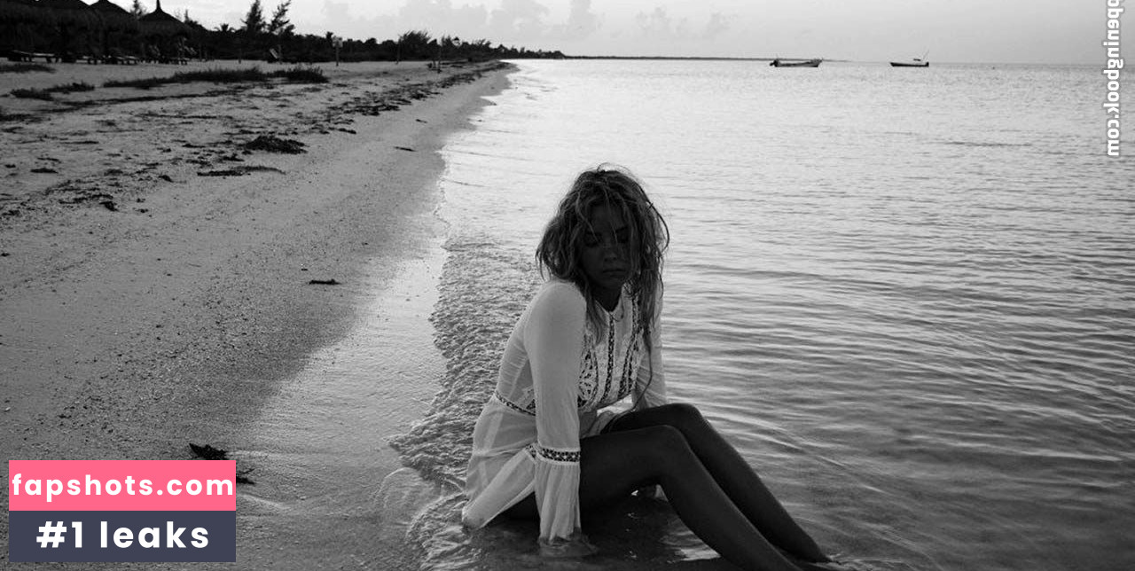 Ashley Benson Nude Leaks OnlyFans Photos #1070 - LeakJerk