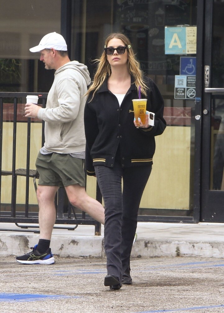 ashley-benson Nahé úniky fotek pouze od fanoušků #424 - Fapshots