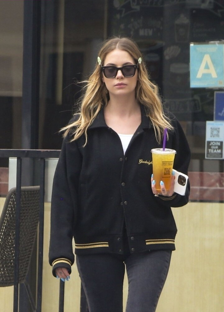 ashley-benson Nahé úniky fotek pouze od fanoušků #428 - Fapshots