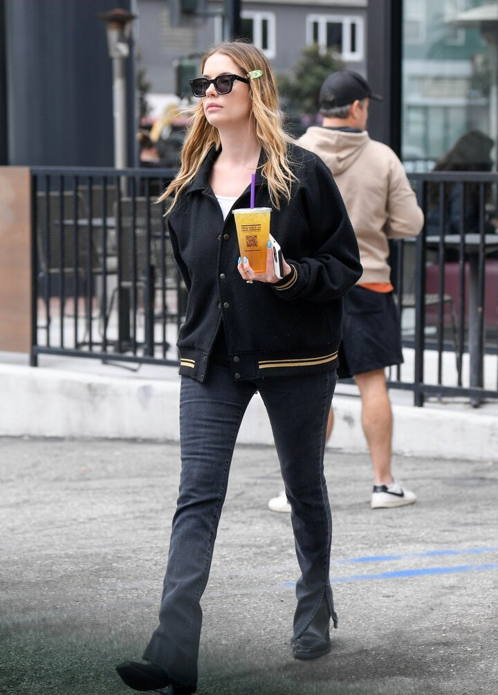 ashley-benson Nahé úniky fotek pouze od fanoušků #432 - Fapshots