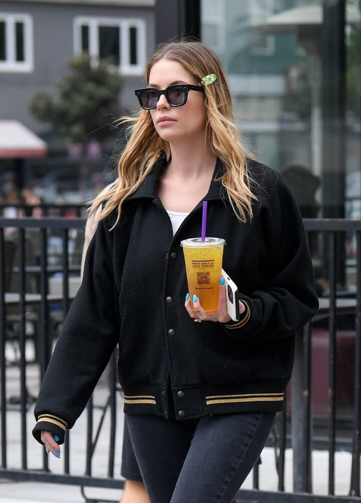 ashley-benson Nahé úniky fotek pouze od fanoušků #433 - Fapshots