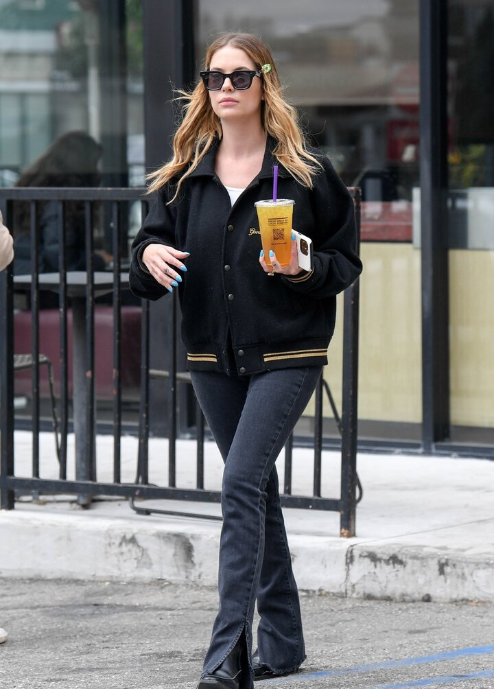 ashley-benson Nahé úniky fotek pouze od fanoušků #435 - Fapshots