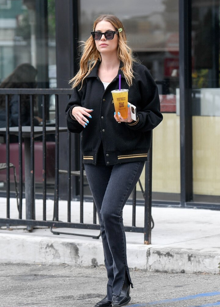 ashley-benson Nahé úniky fotek pouze od fanoušků #436 - Fapshots