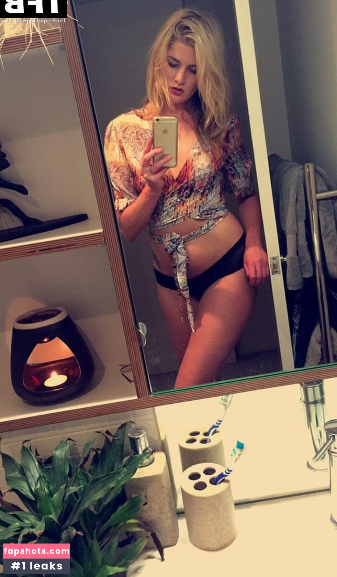 Ashley Bradley gallery photo #30