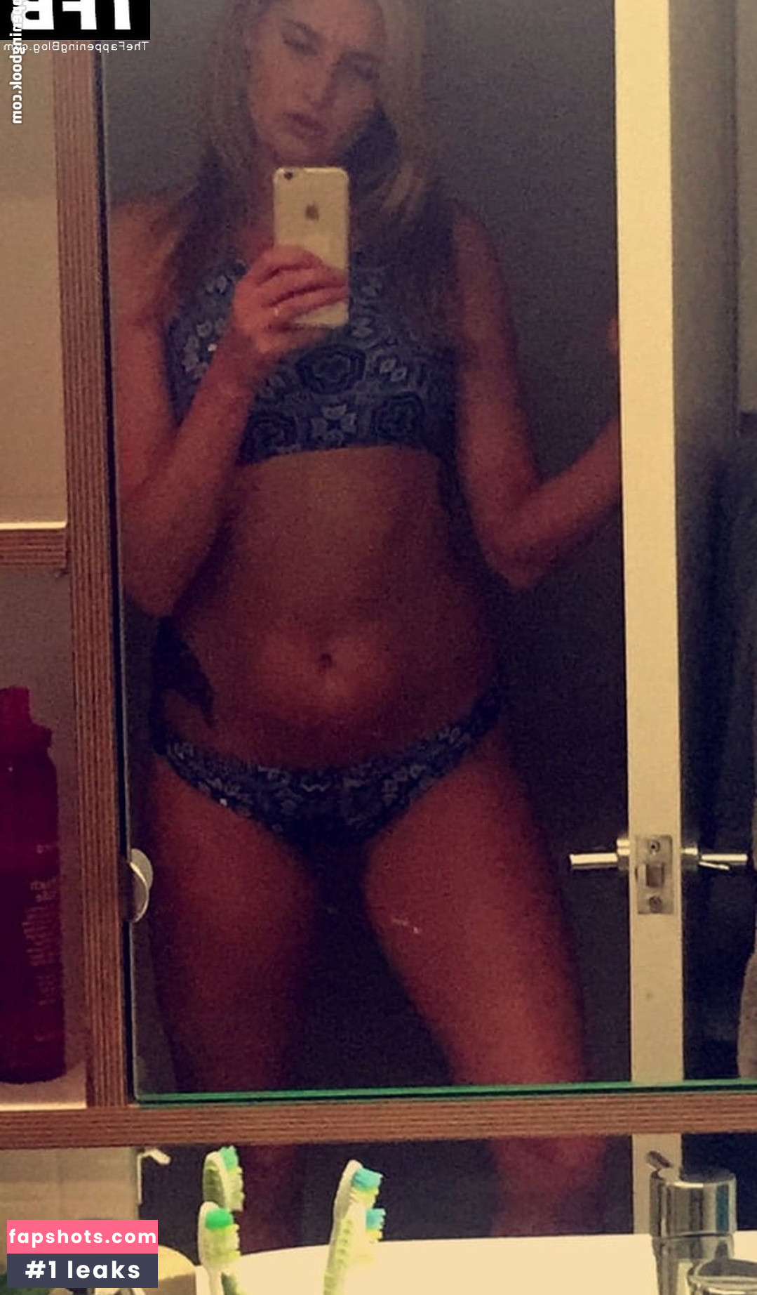 Ashley Bradley gallery photo #35