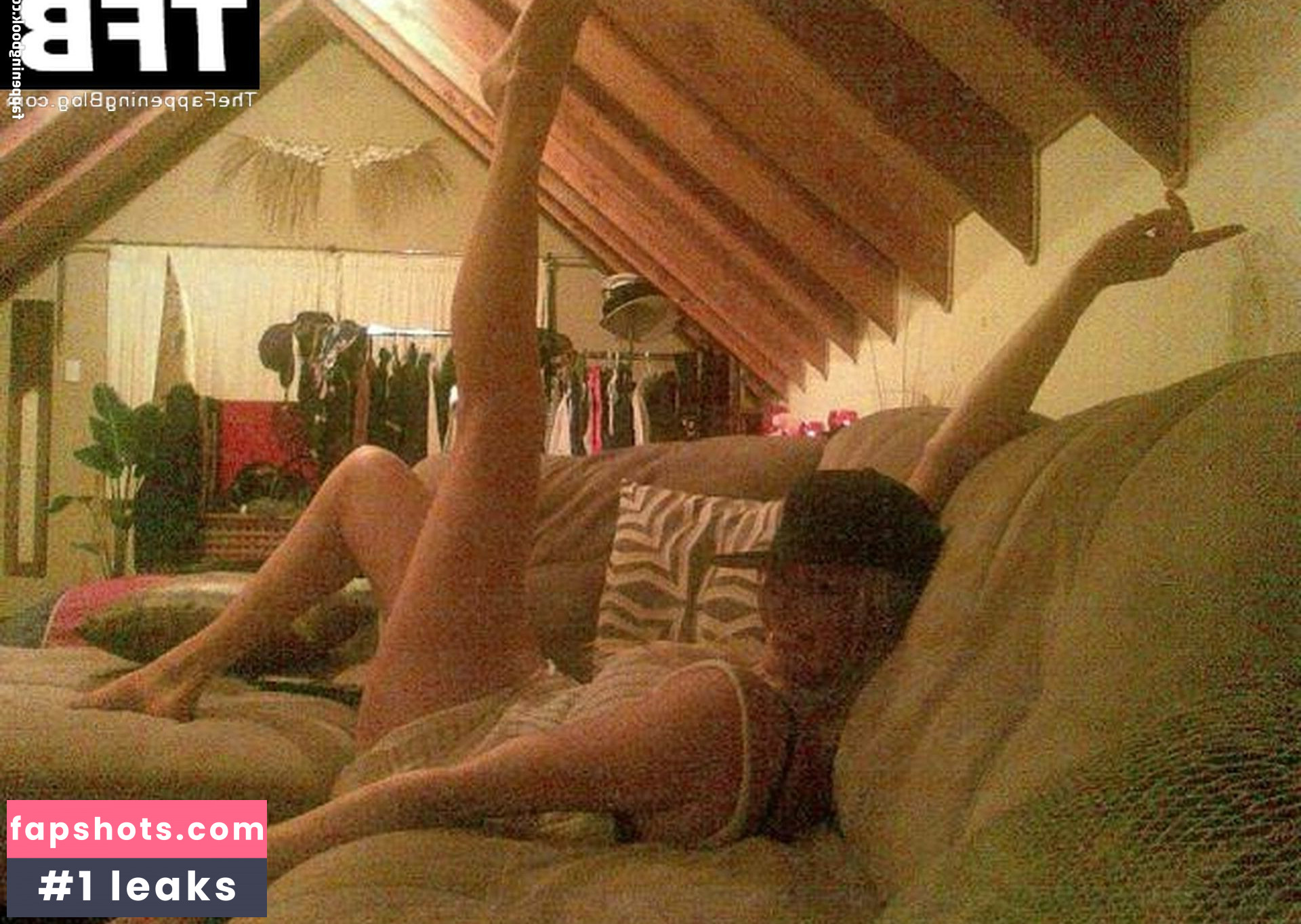 Ashley Bradley gallery photo #7