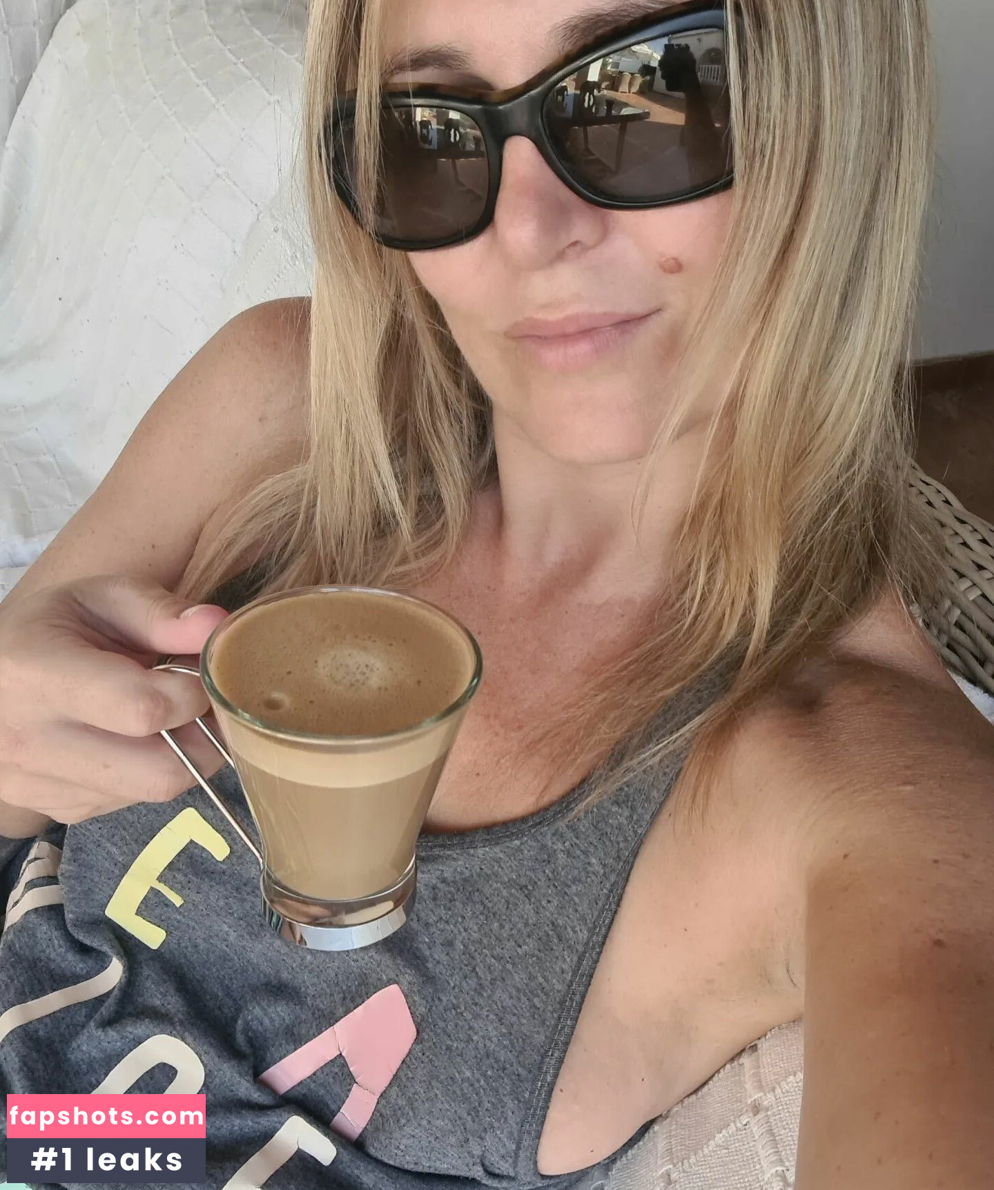 Ashley Campbell gallery photo #15