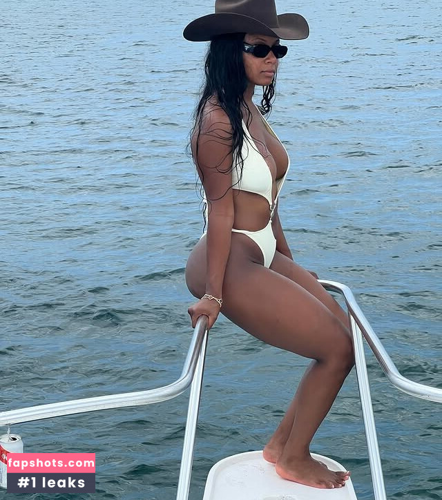 Ashley Cunningham gallery photo #15