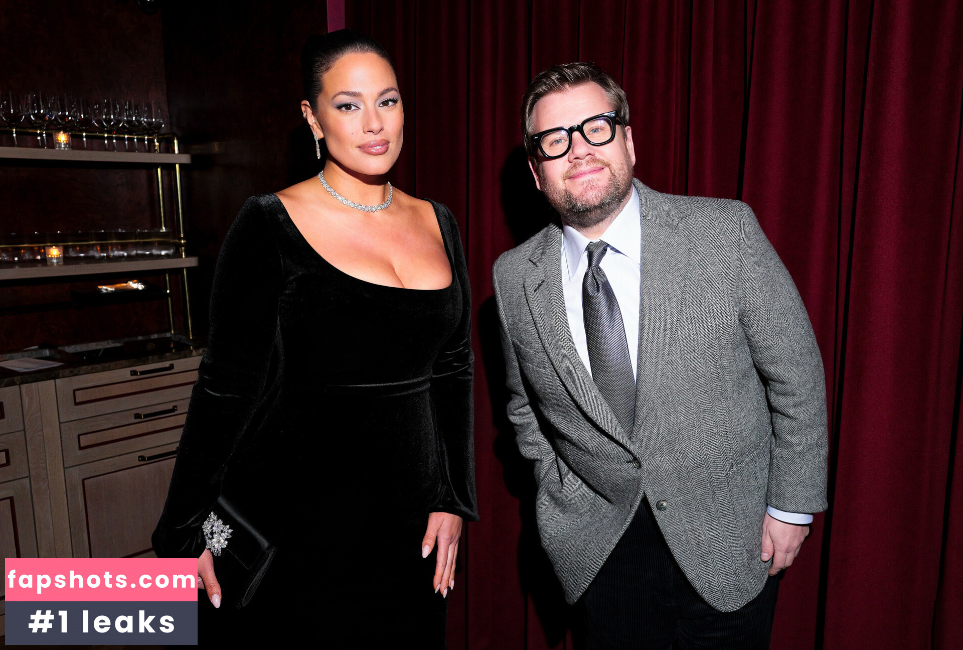 Ashley Graham gallery photo #13