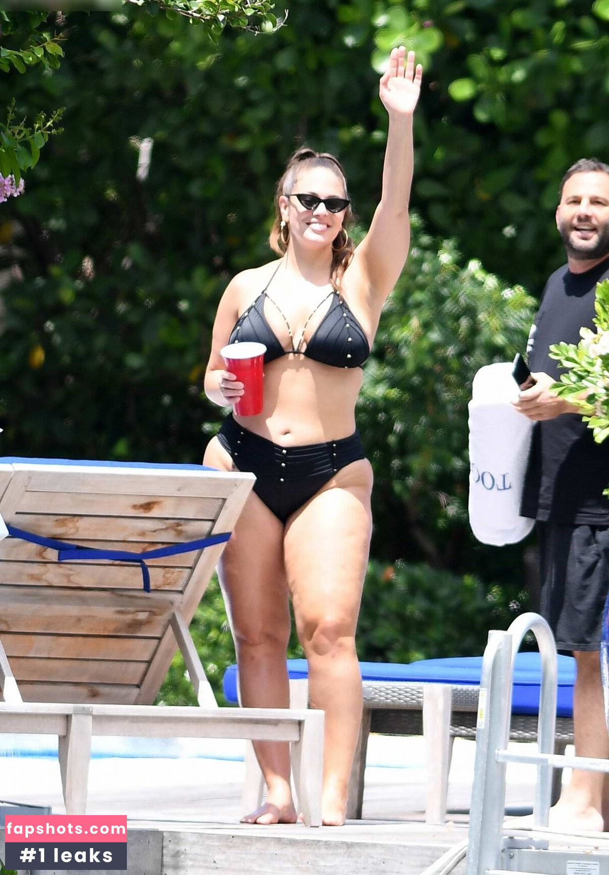 Ashley Graham gallery photo #166