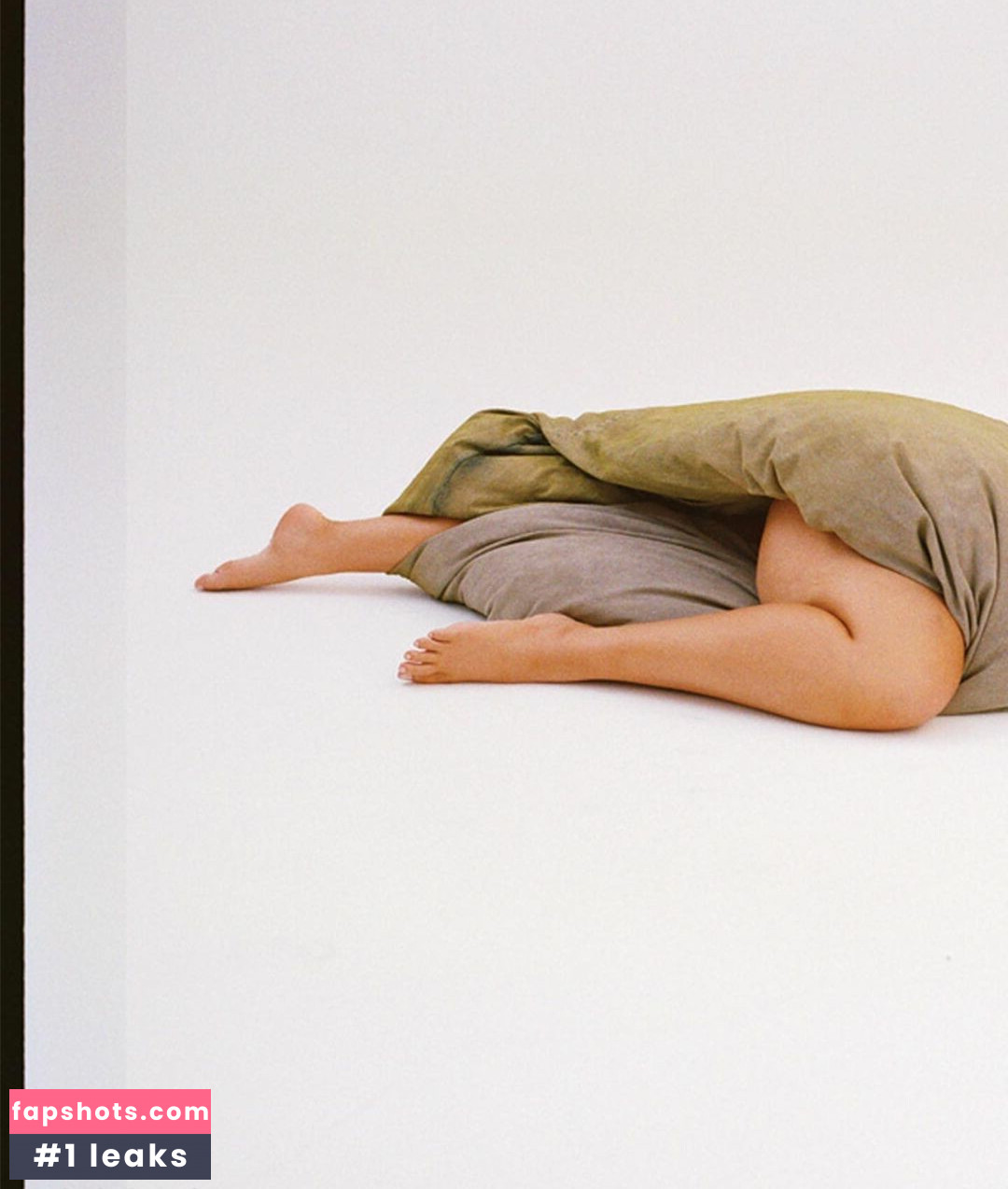 Ashley Graham gallery photo #209