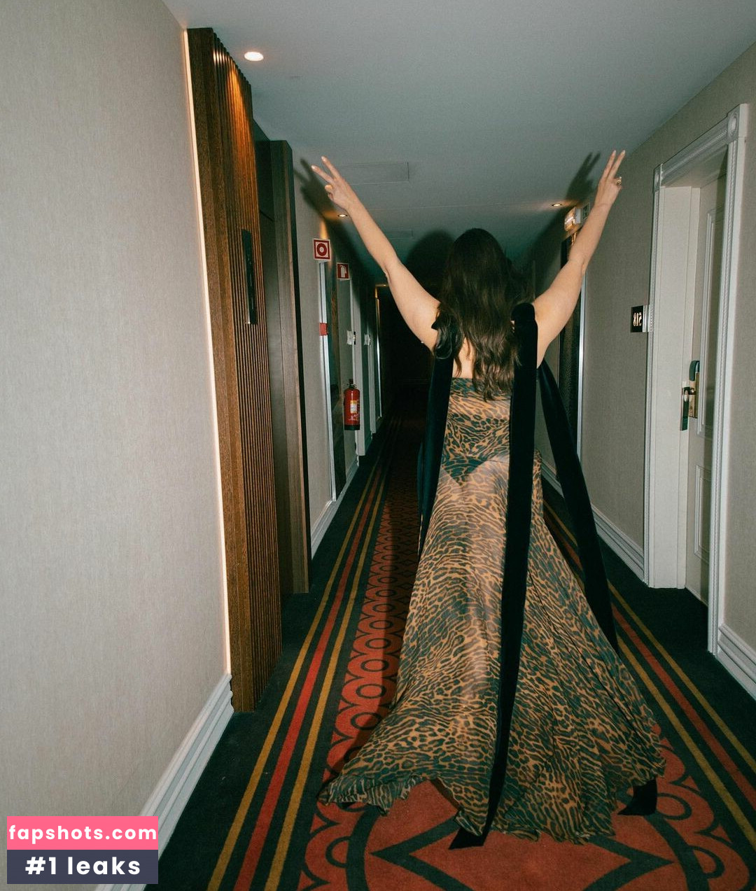 Ashley Graham gallery photo #213