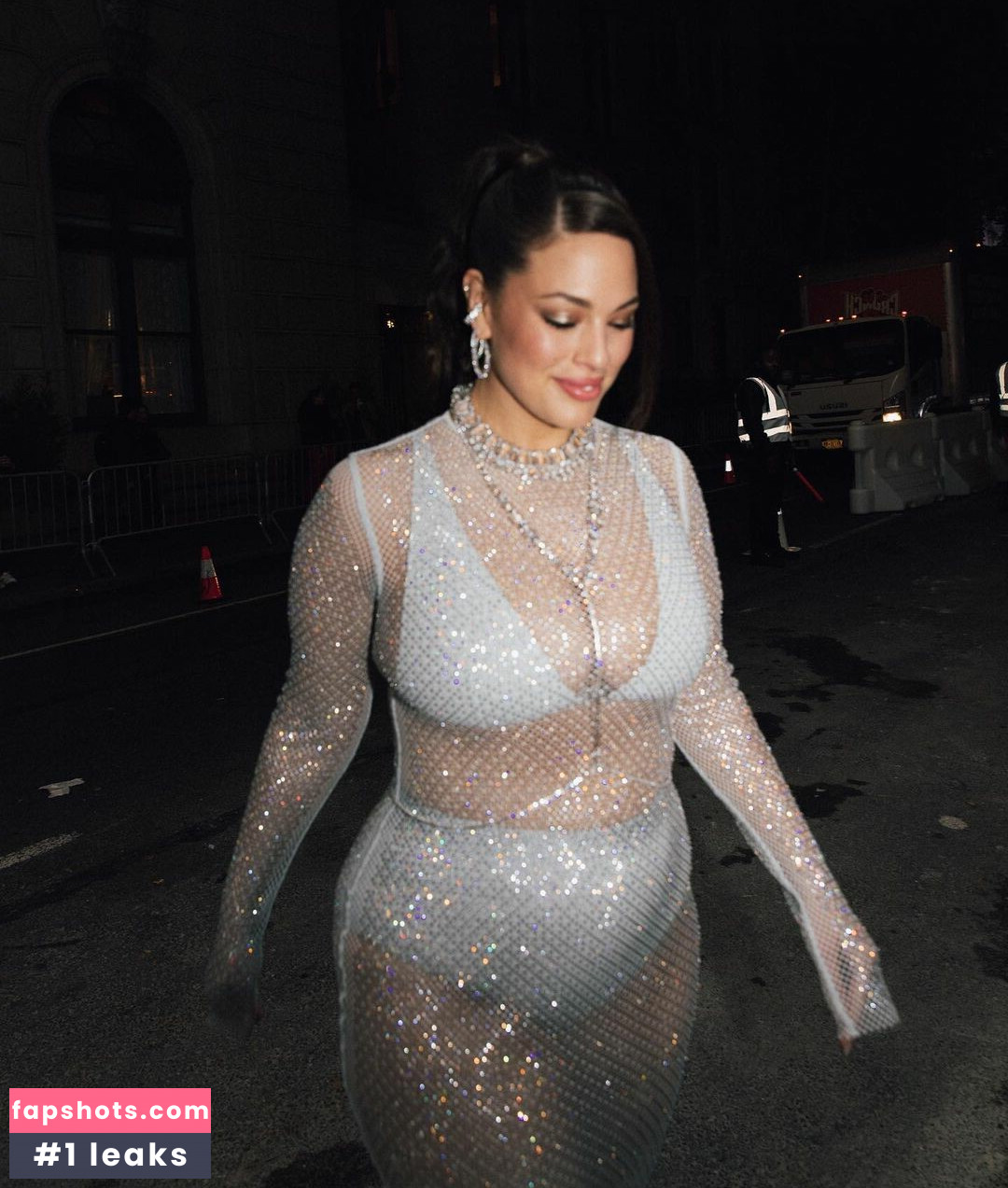 Ashley Graham gallery photo #216