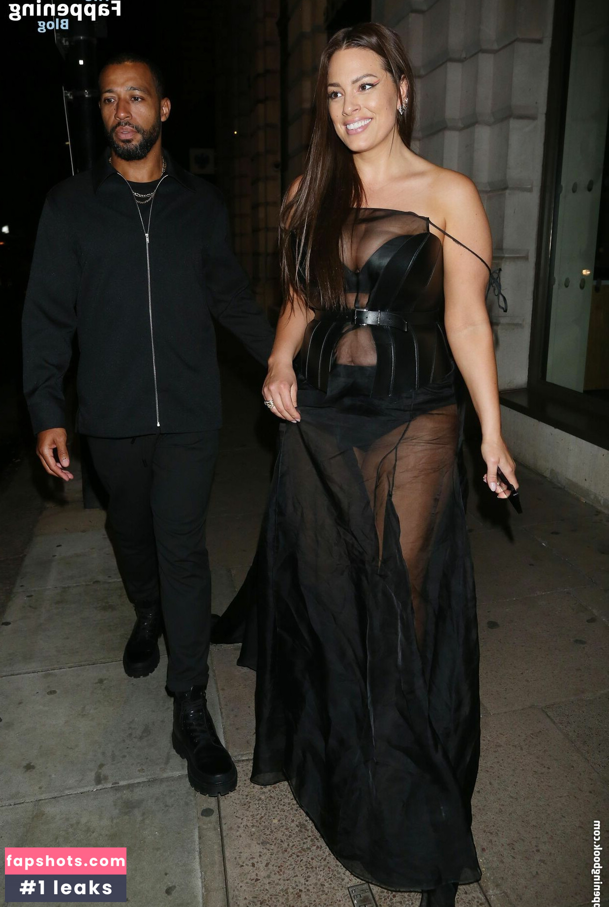 Ashley Graham gallery photo #254