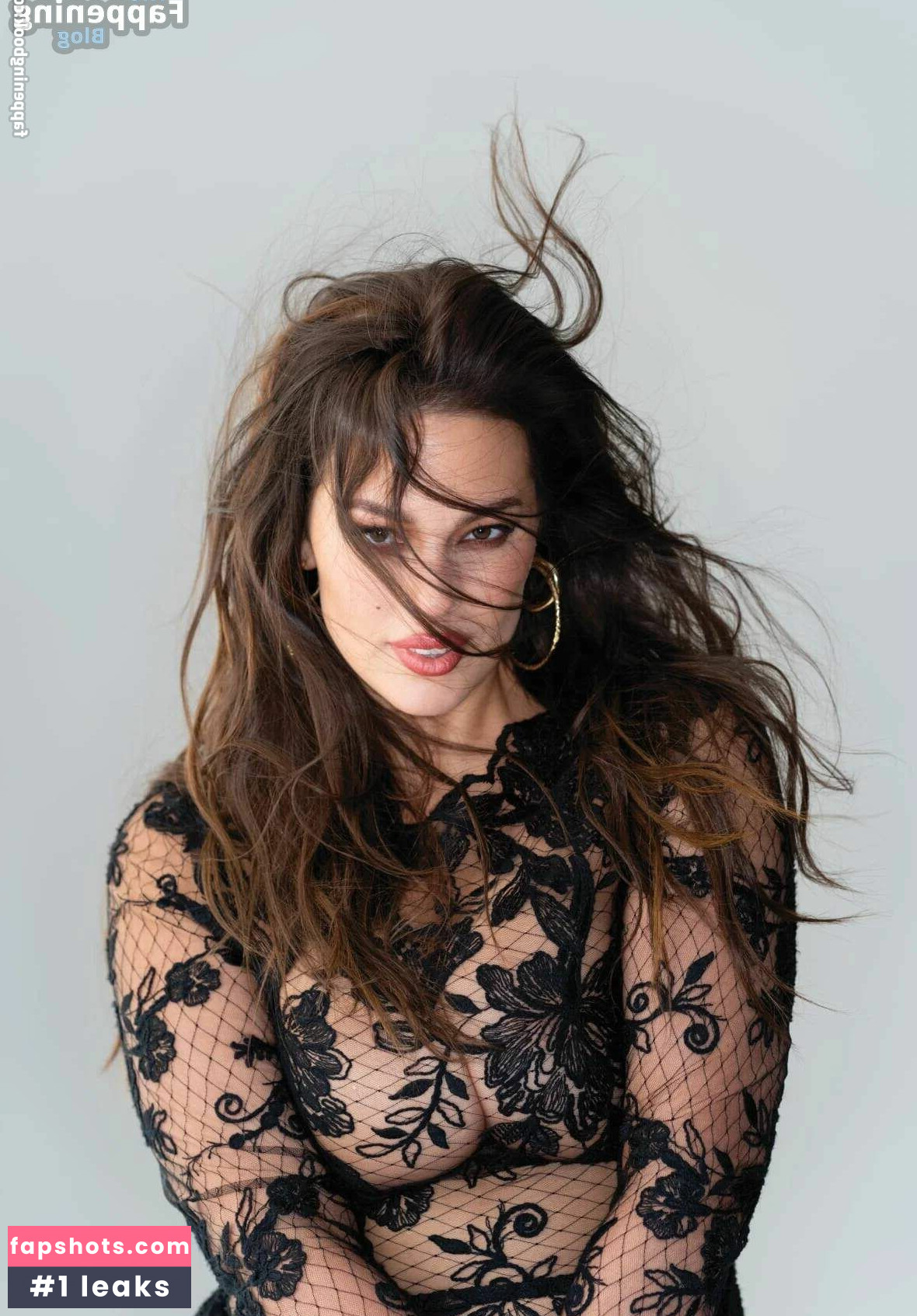 Ashley Graham gallery photo #307