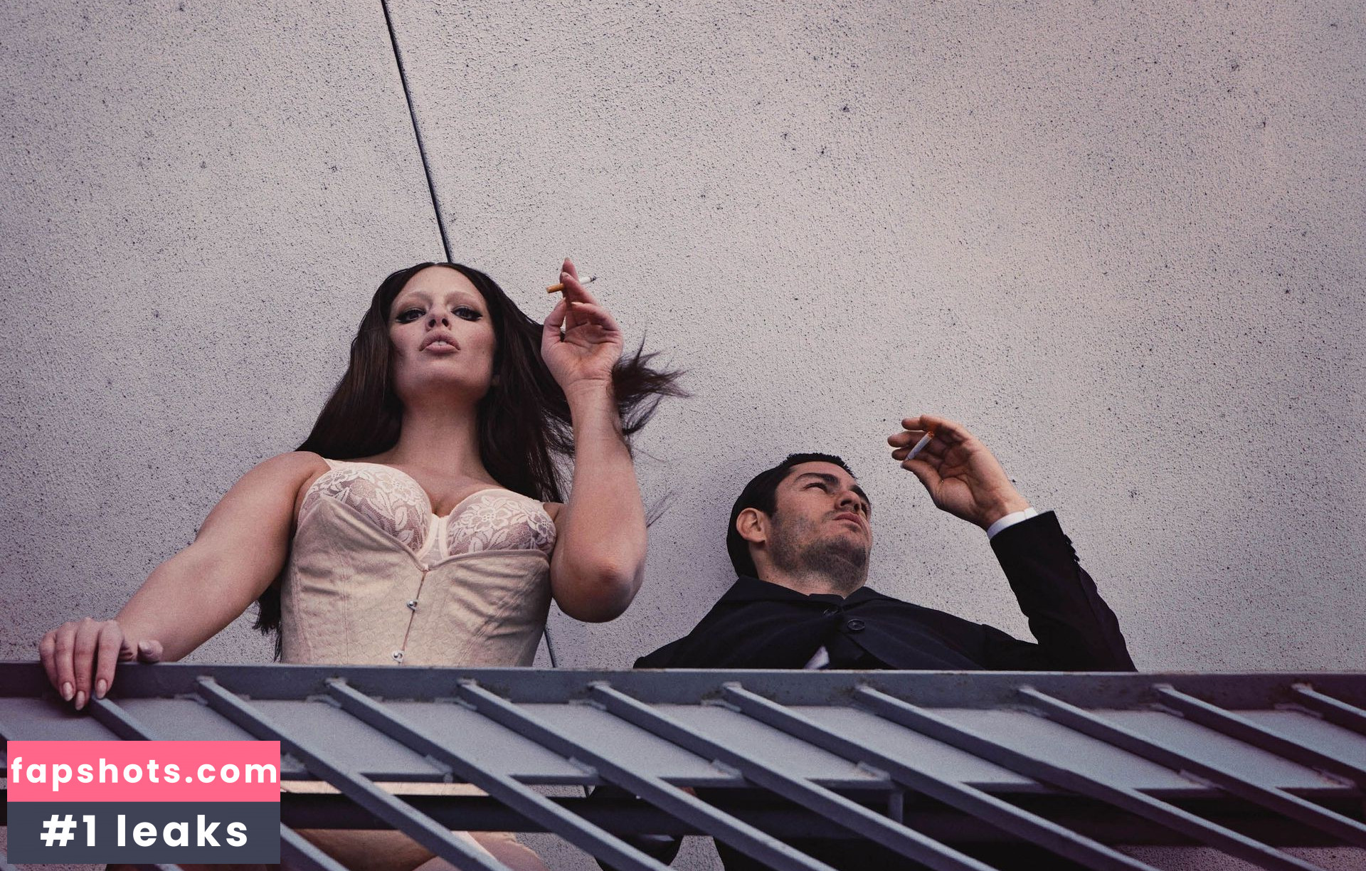 Ashley Graham gallery photo #420