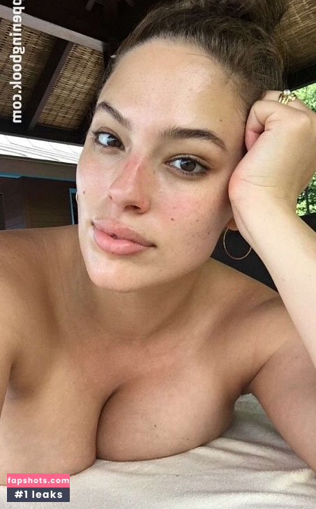 Ashley Graham gallery photo #508