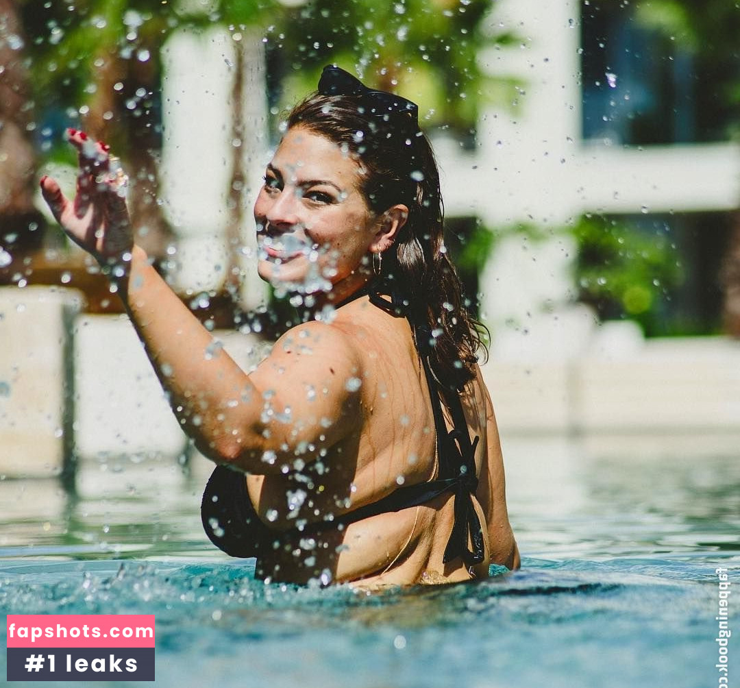 Ashley Graham gallery photo #528