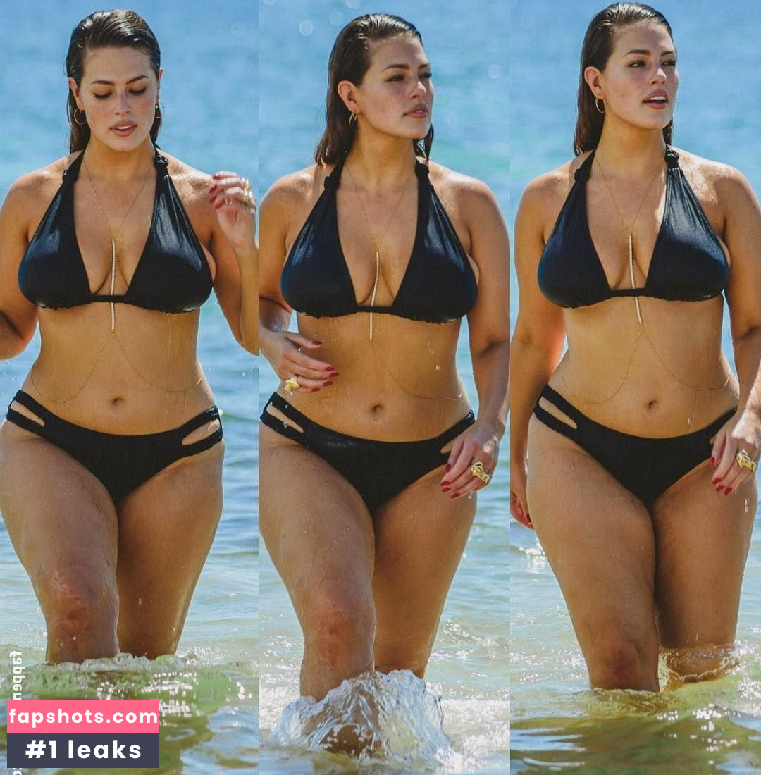 Ashley Graham gallery photo #529