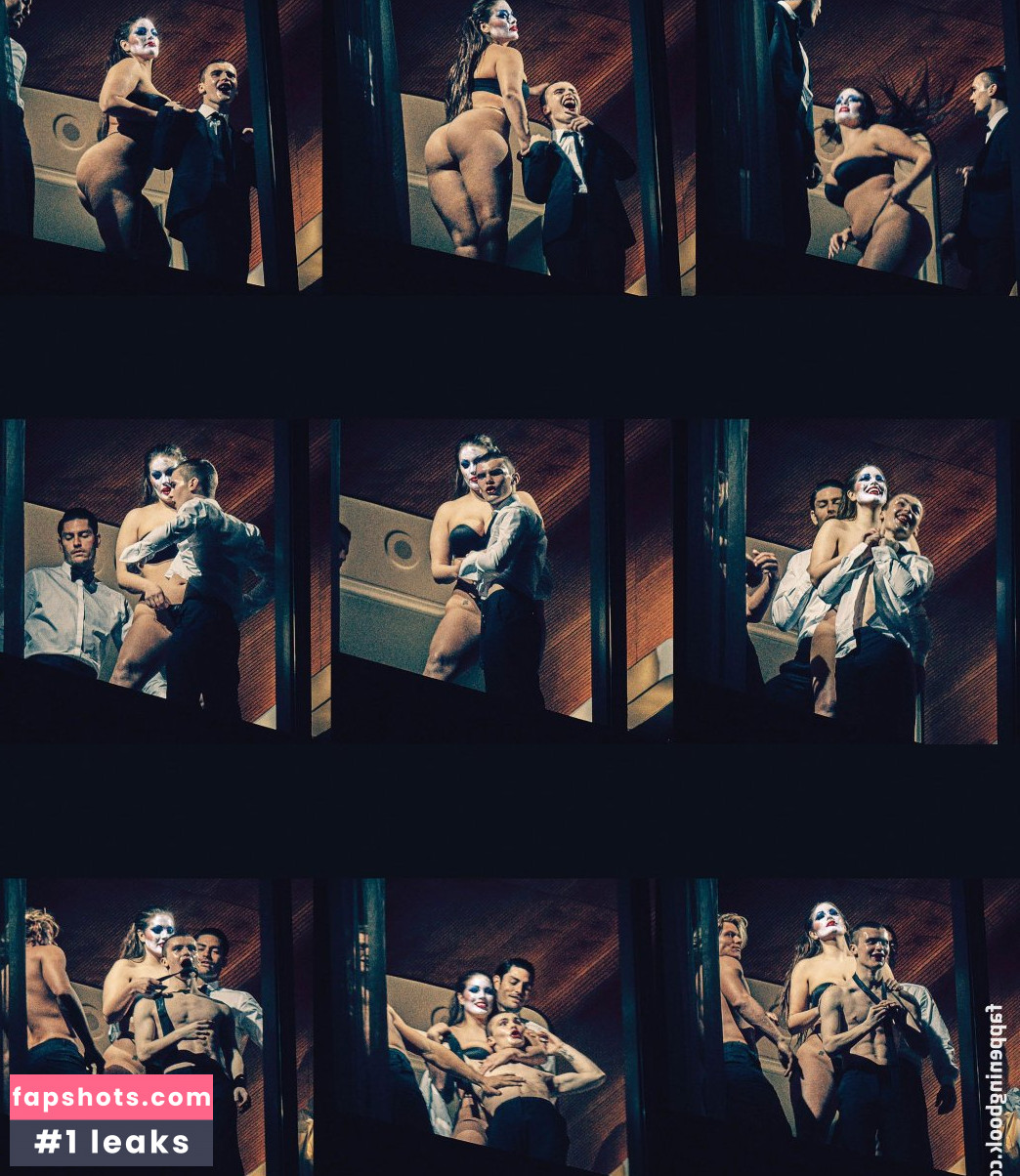 Ashley Graham gallery photo #552