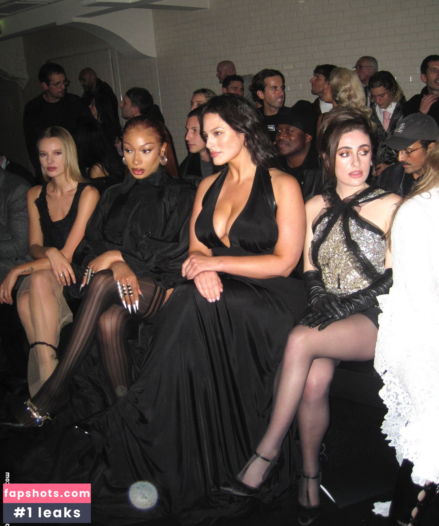 Ashley Graham gallery photo #57