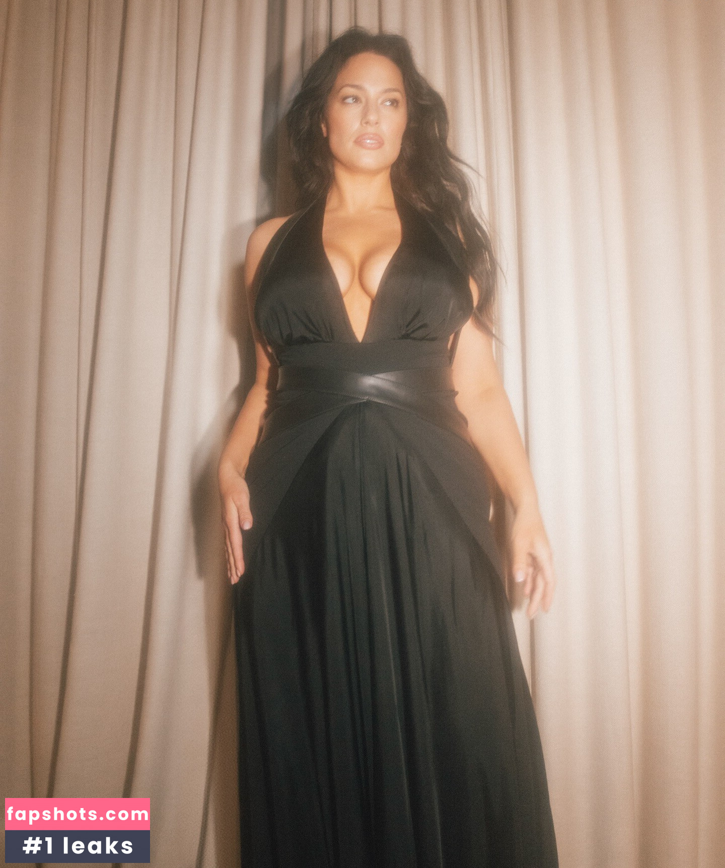 Ashley Graham gallery photo #61