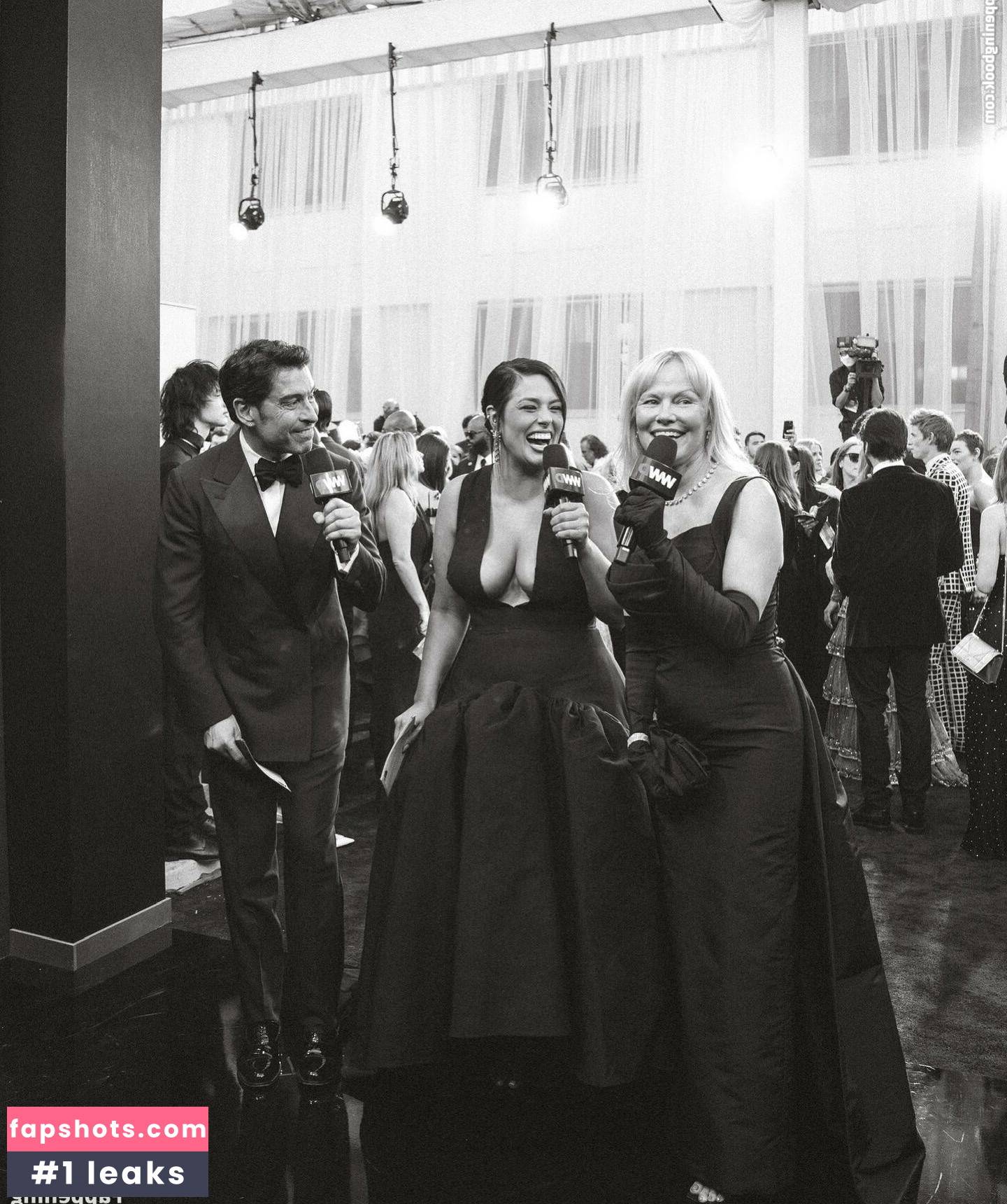 Ashley Graham gallery photo #64