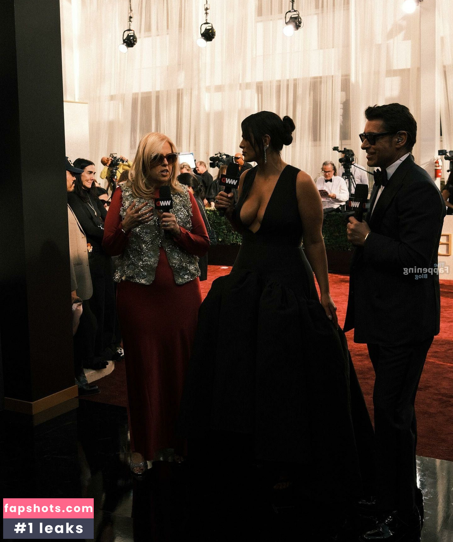 Ashley Graham gallery photo #72