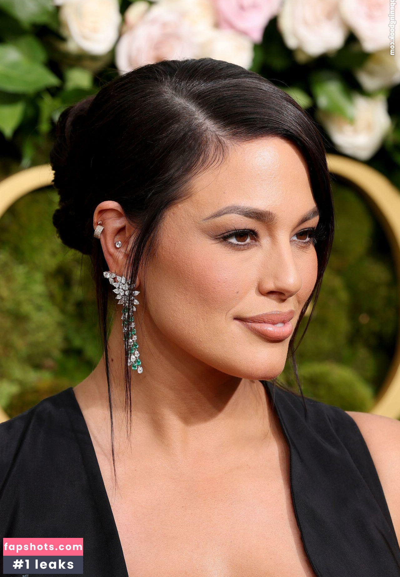 Ashley Graham gallery photo #77